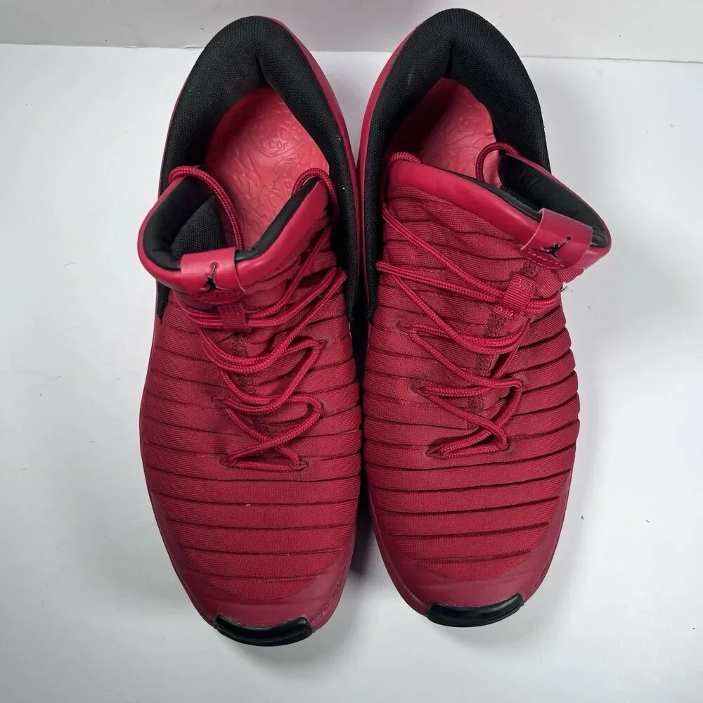 Nike Jordan Flight Luxe Triple Red Lace Up Athletic Shoes Sneakers Men's Size 9